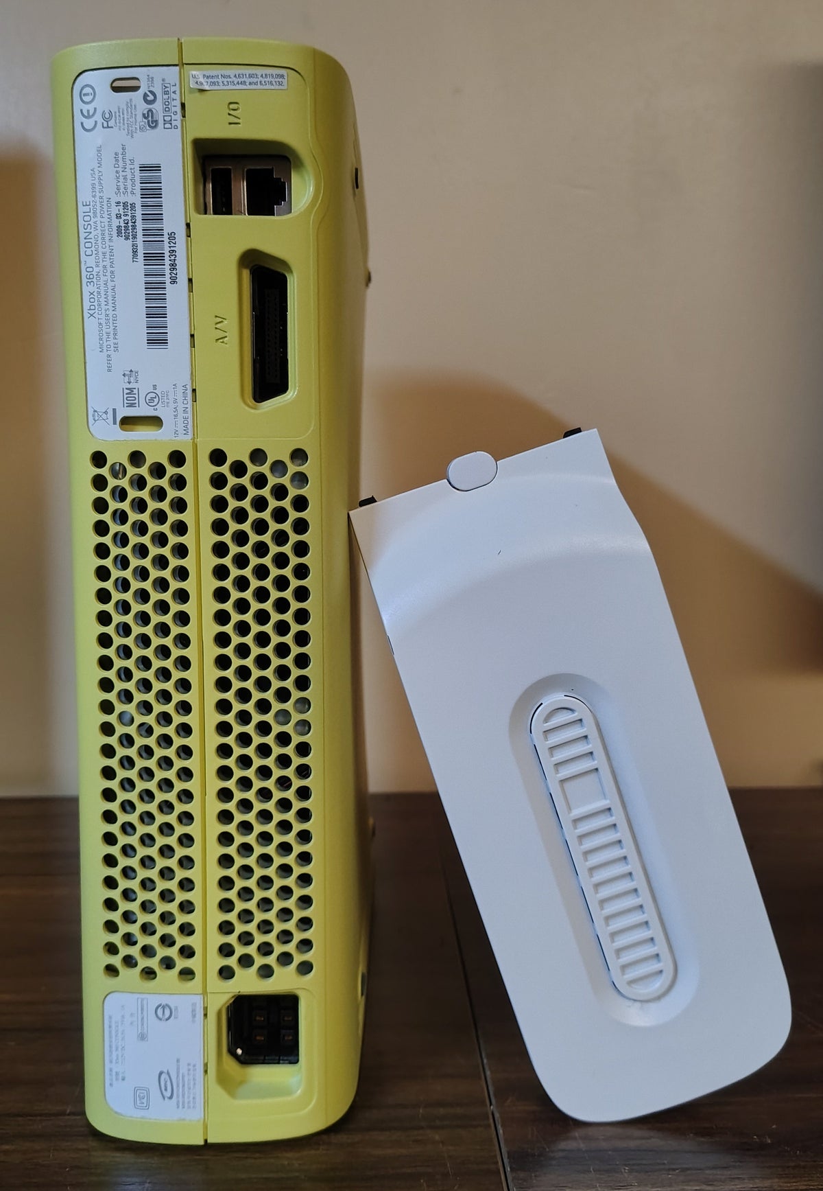 500GB RGH Xbox 360 Xenon Model w/AV Cable | Custom Shell | Console Only